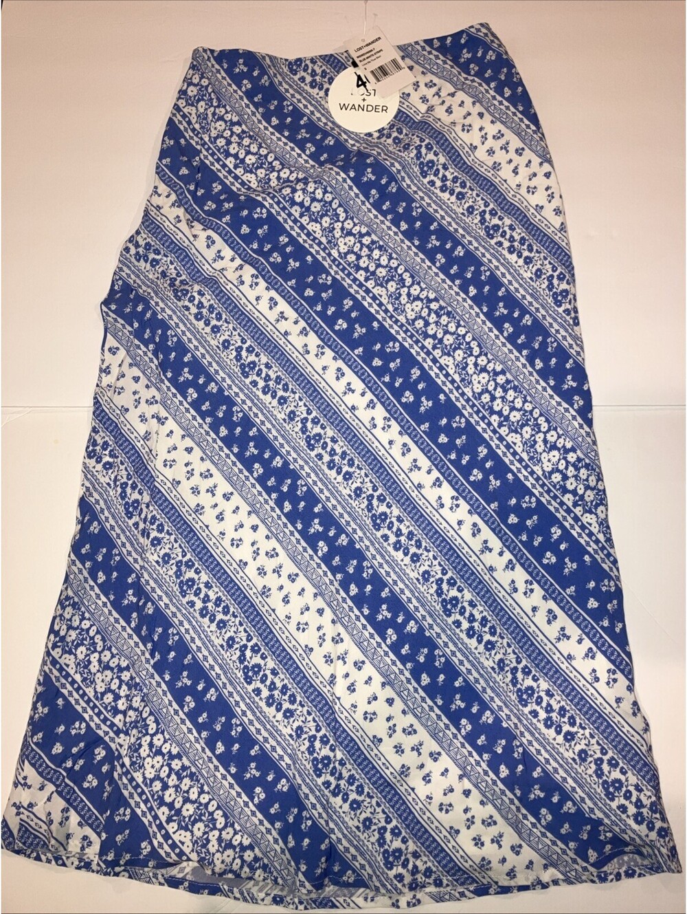 Lost and Wander Blue and White Patterned Women’s Skirt Size Small NEW W/Tags